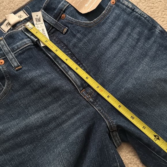 Madewell mid-rise stovepipe. - Picture 5 of 6
